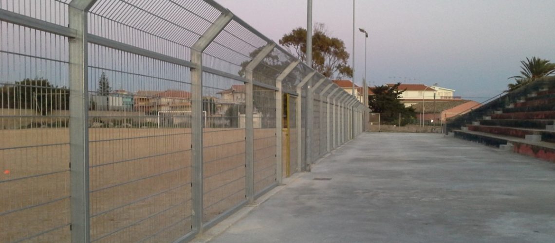 Il campo sportivo di Marina di Ragusa