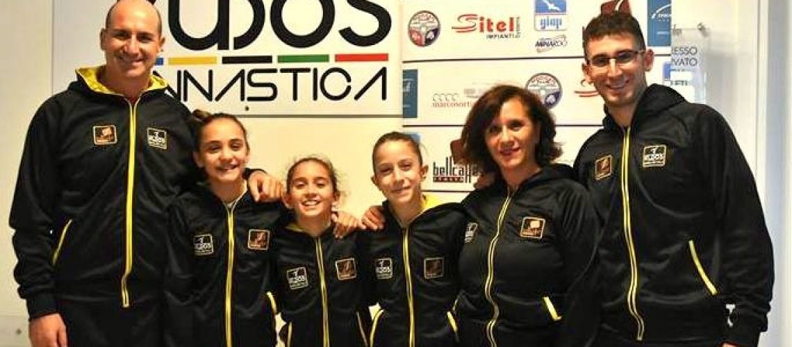 Nella foto da sx Daniele Pellegrino, Chicca Modica, Carlotta Floridia, Noemi Agosta, Elisa Puglisi, Angelo Floridia