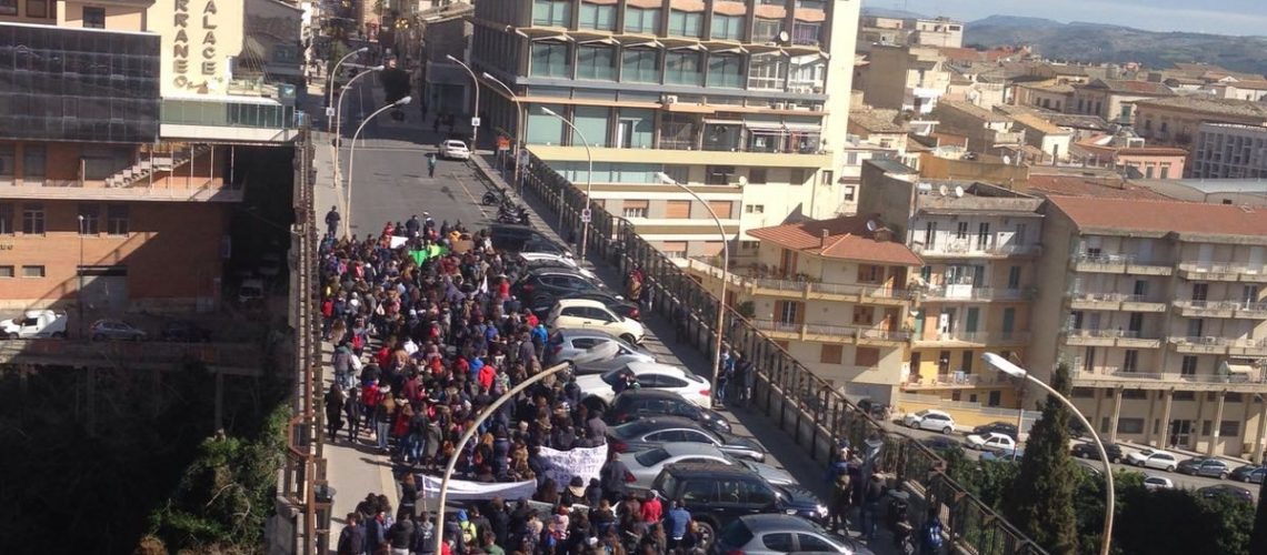 La manifestazione pro studenti disabili di questa mattina