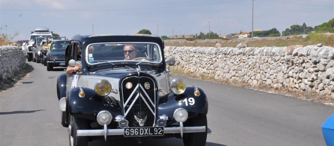 Le auto d'epoca domani anche a Giarratana