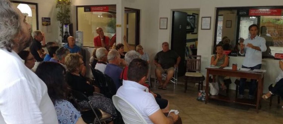 L'incontro con i residenti del villaggio Primavera