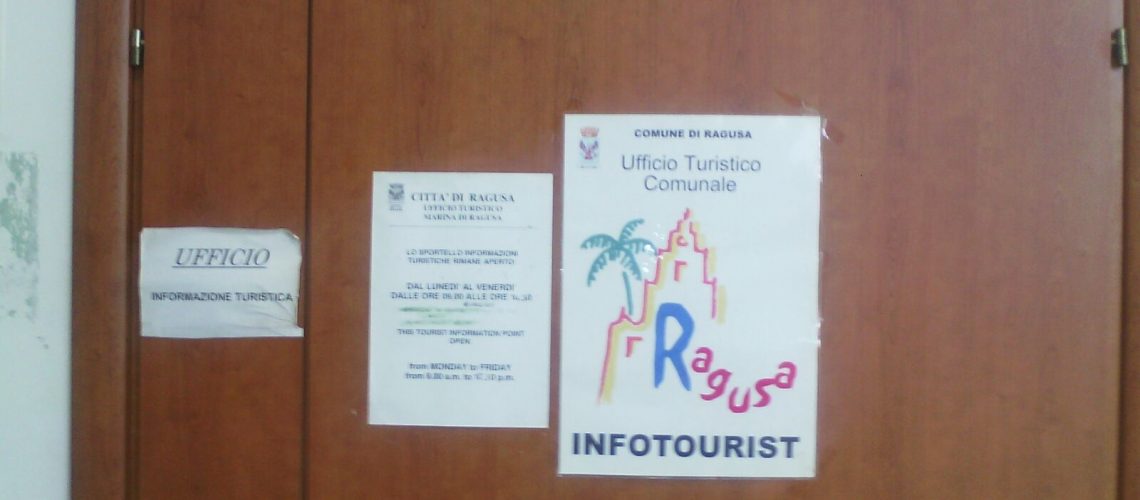 Ufficio turistico Marina di Ragusa l'ingresso