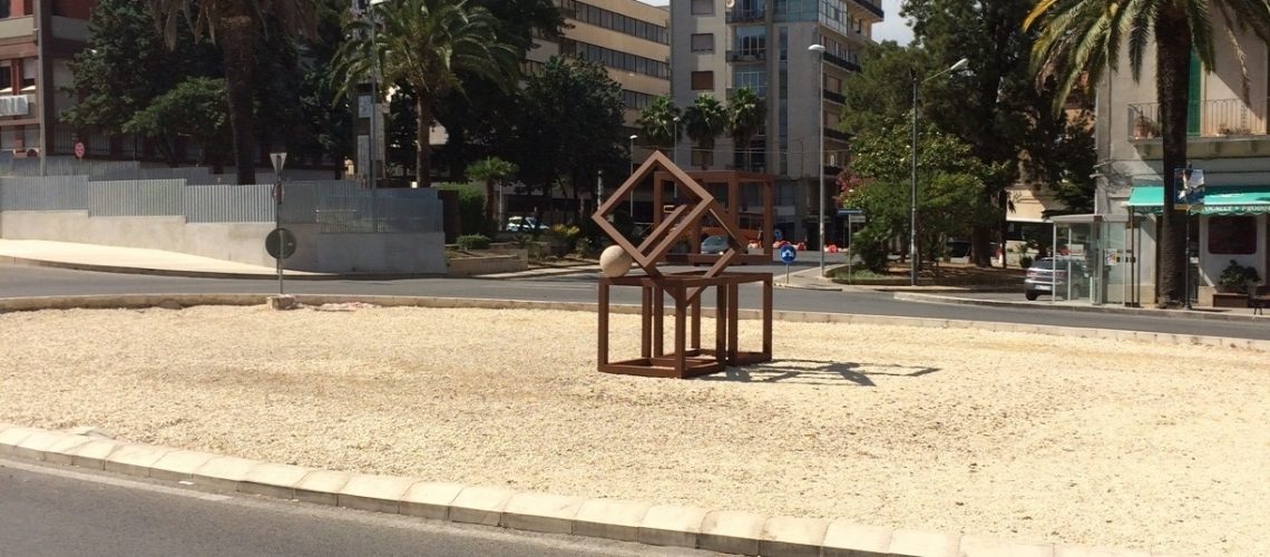 Una installazione in piazza del Popolo