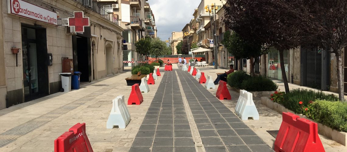 via-roma-riaperta-al-traffico-auto