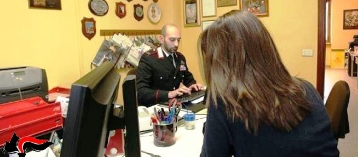 carabinieri denuncia stalking