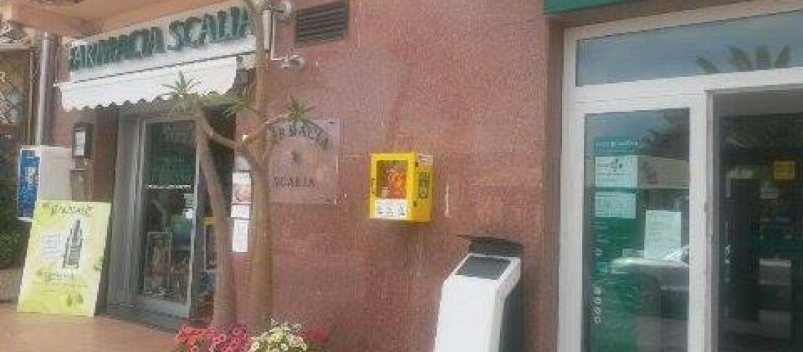 defibrillatore piazza