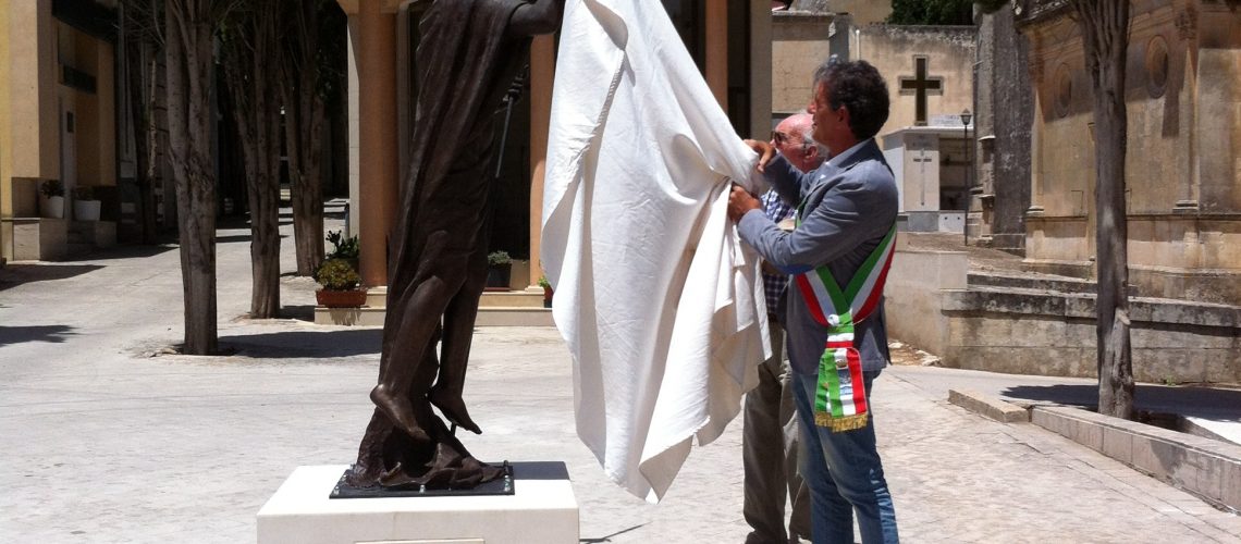 donazione statua