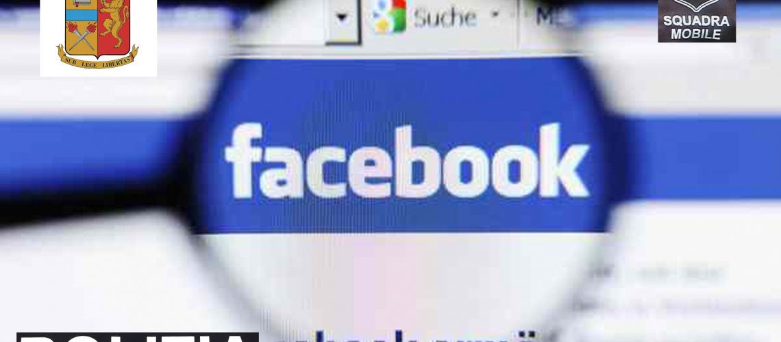 Facebook and magnifier  -ALLIANCE-INFOPHOTO