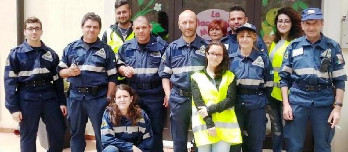 foto gruppo comunale volontari Protezione Civile