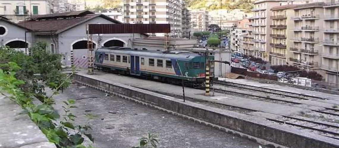 foto stazione modica